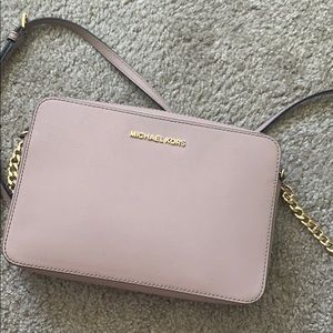 Micheal Kors Jet Crossbody